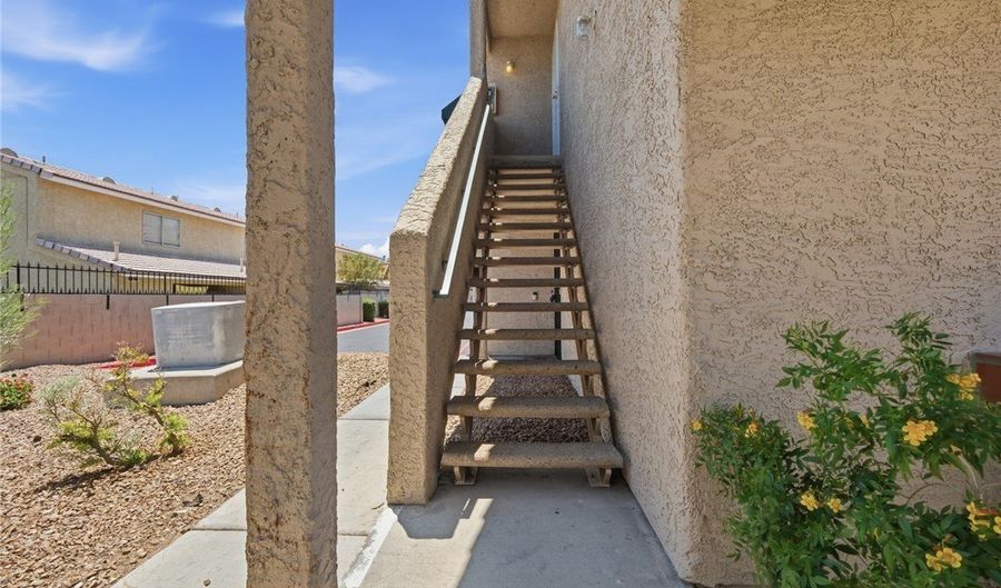 6750 Del Rey Ave 233, Las Vegas, NV 89146 - 2 Beds, 2 Bath