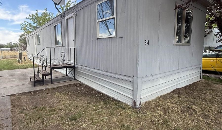 210 Circle INN, Chubbuck, ID 83202 - 2 Beds, 2 Bath