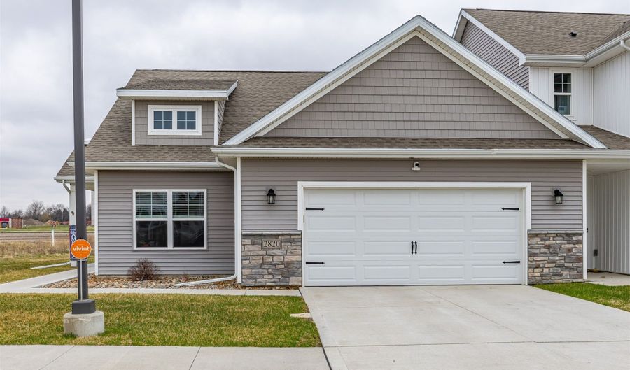 2820 NW 32nd Ln, Ankeny, IA 50023 - 2 Beds, 2 Bath