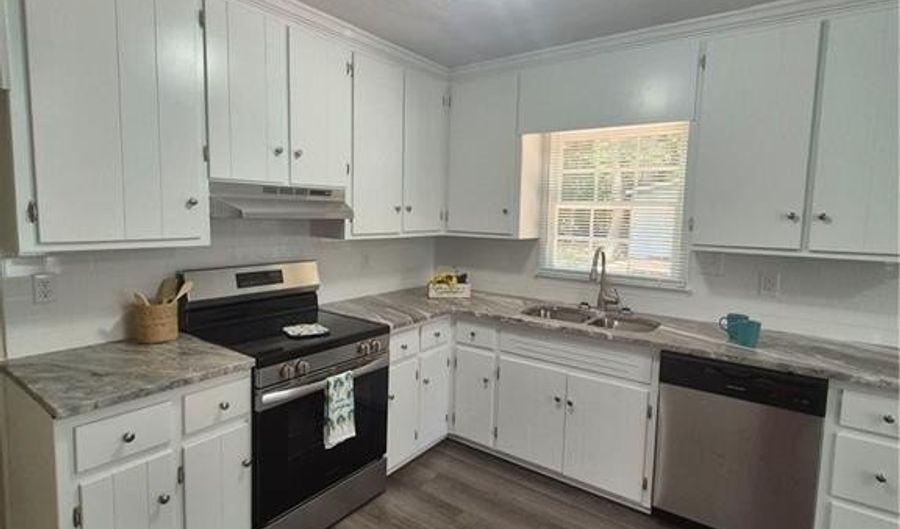145 Knob Lick Dr, Athens, GA 30605 - 3 Beds, 2 Bath