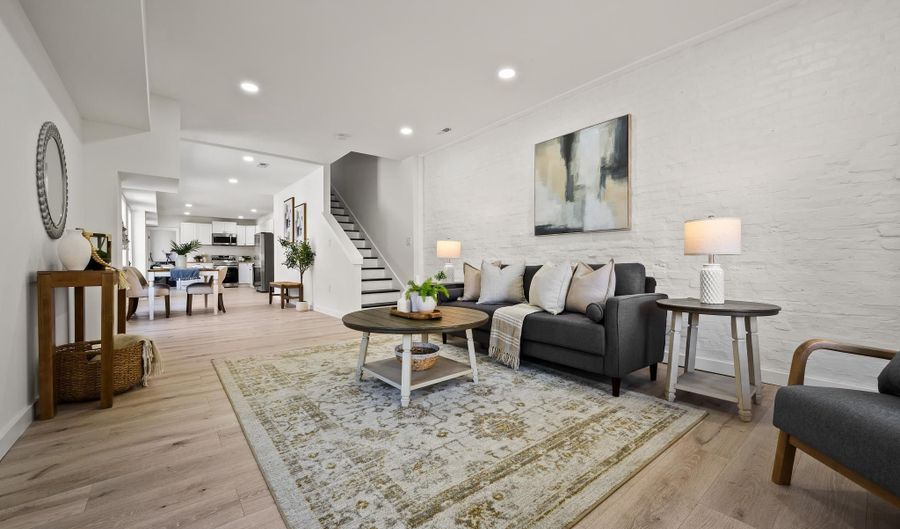 1118 S CAREY St, Baltimore, MD 21223 - 3 Beds, 4 Bath