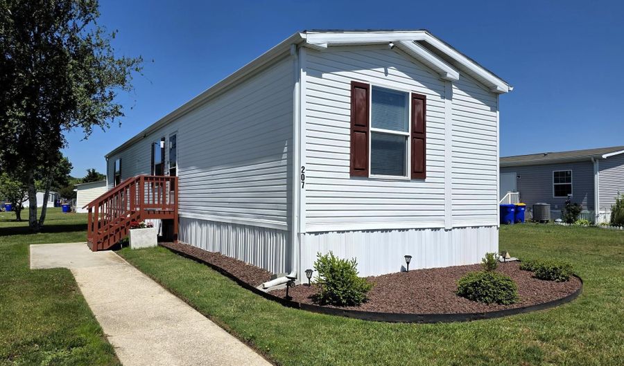 207 HUMPSMAN Dr 181, Dover, DE 19904 - 3 Beds, 2 Bath