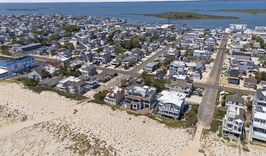 106 25TH, Beach Haven, NJ 08008 - 3 Beds, 2 Bath