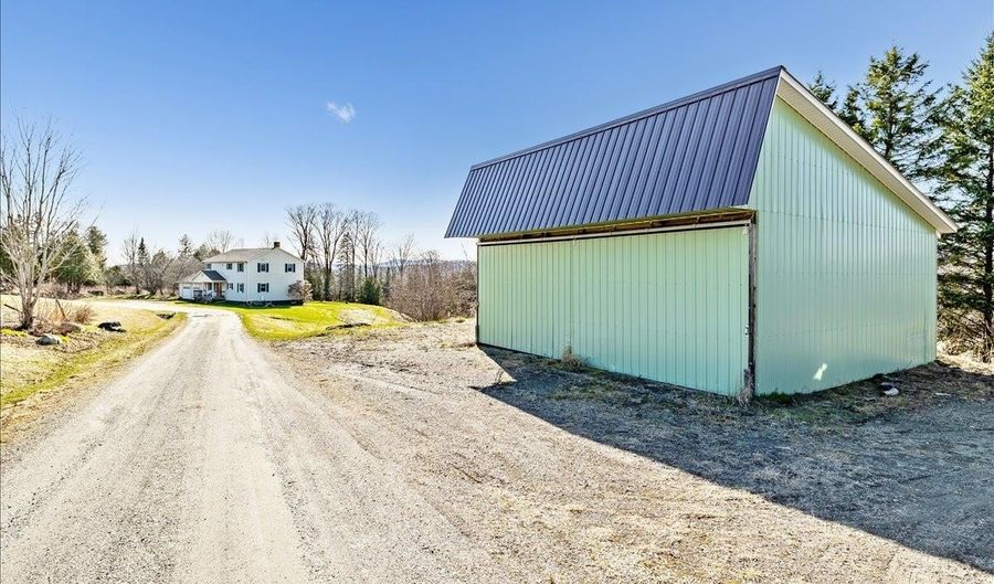 3614 Creek Rd, Albany, VT 05820 - 5 Beds, 3 Bath