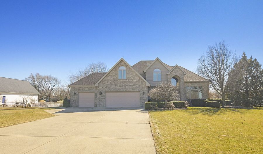 22638 S Country Ln, New Lenox, IL 60451 - 4 Beds, 4 Bath