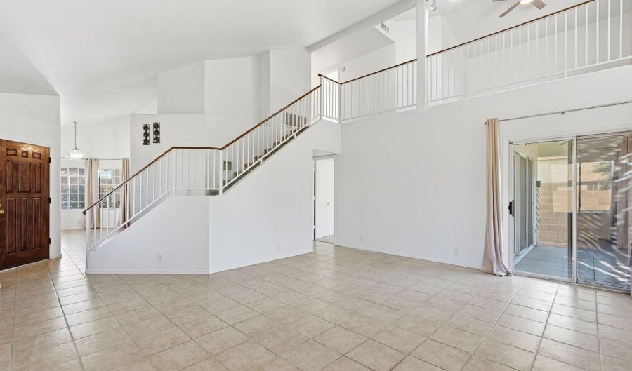 1294 N BLACKSTONE Dr, Chandler, AZ 85224 - 3 Beds, 2 Bath