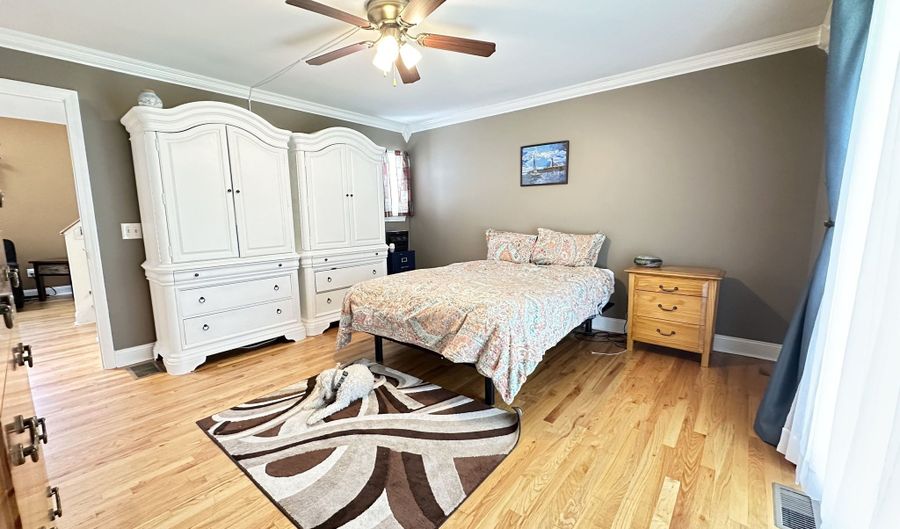 42 Taagan Point Rd, Danbury, CT 06811 - 3 Beds, 4 Bath