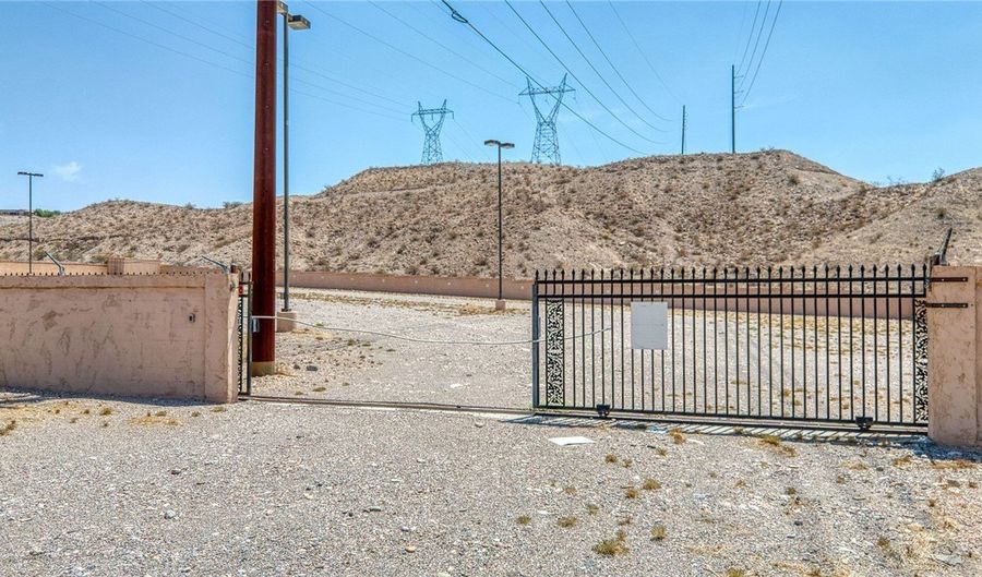 2620 Desert Foothills Blvd, Bullhead City, AZ 86429 - 0 Beds, 0 Bath