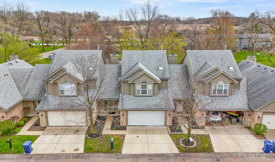 39911 Golf Ln, Antioch, IL 60002 - 3 Beds, 3 Bath