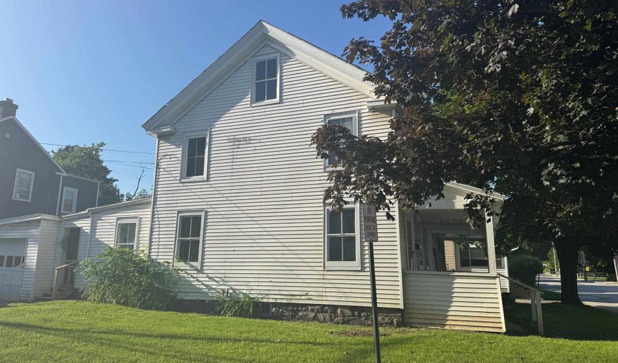 137-139 Park St, Bennington, VT 05201 - 5 Beds, 3 Bath