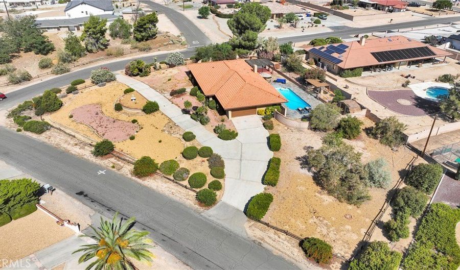 19996 Eyota Rd, Apple Valley, CA 92308 - 3 Beds, 3 Bath
