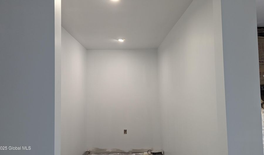 4 Ten Eyck Ave Commercial, Albany, NY 12209 - 0 Beds, 0 Bath