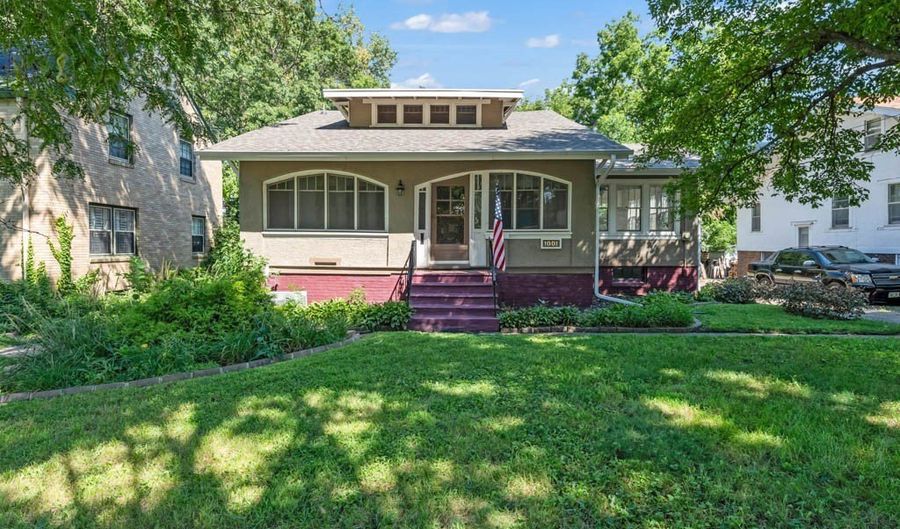 1001 42nd St, Des Moines, IA 50311 - 3 Beds, 1 Bath