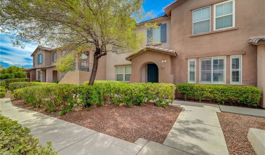 11428 Belmont Lake Dr 102, Las Vegas, NV 89135 - 2 Beds, 3 Bath