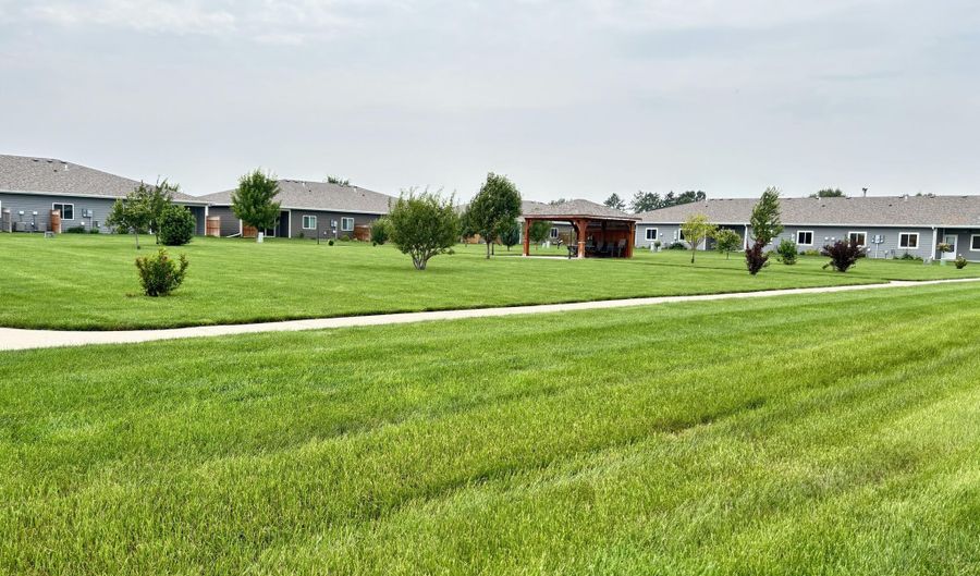 1716 Miller Ln, Aberdeen, SD 57401 - 3 Beds, 2 Bath