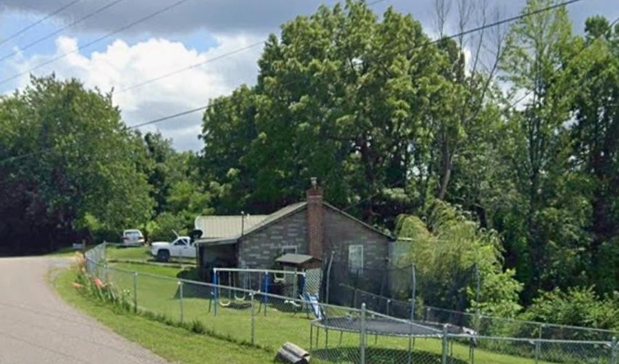 1257 Reynolds Ridge Rd, Bandy, VA 24602 - 2 Beds, 1 Bath