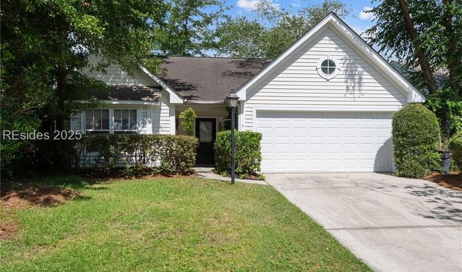 7 Lake Linden Dr, Bluffton, SC 29910 - 3 Beds, 2 Bath