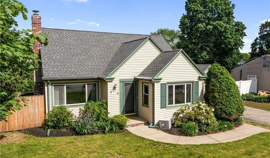 45 Forbes St, East Providence, RI 02915 - 4 Beds, 2 Bath