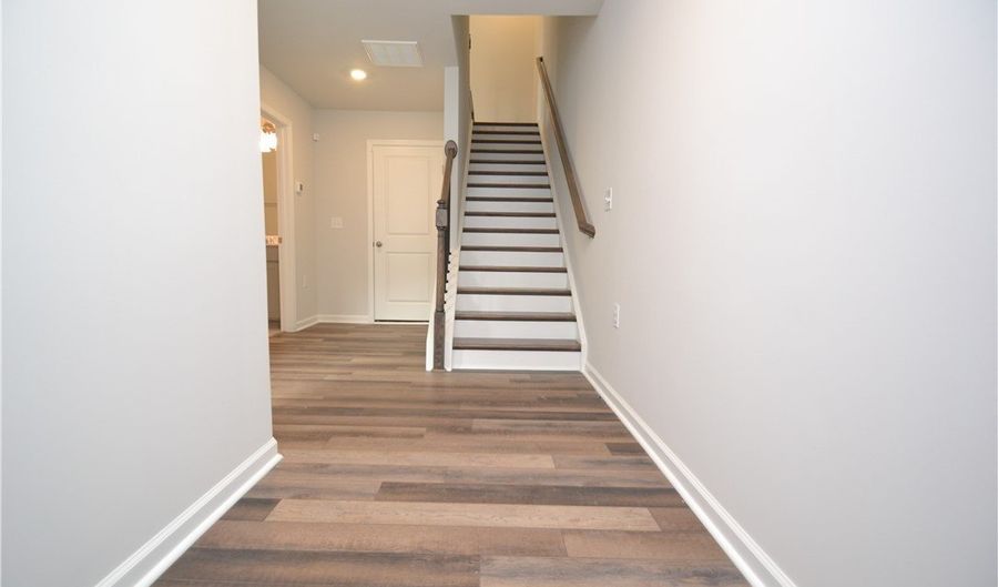 1860 Woodall Crest Dr, Apex, NC 27502 - 3 Beds, 4 Bath