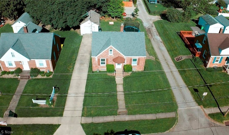 2414 Watson Ave, Alliance, OH 44601 - 3 Beds, 2 Bath