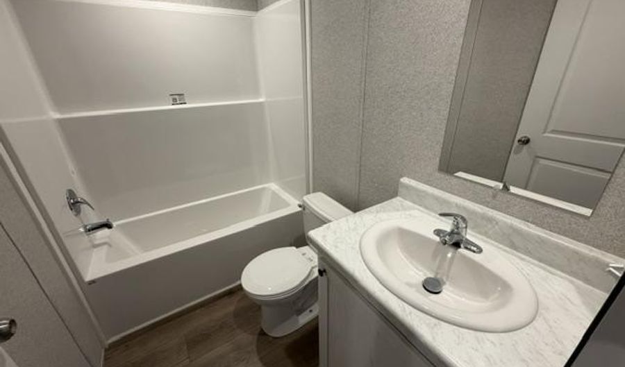 90 Tower Manor Cir E 90, Auburndale, FL 33823 - 3 Beds, 2 Bath