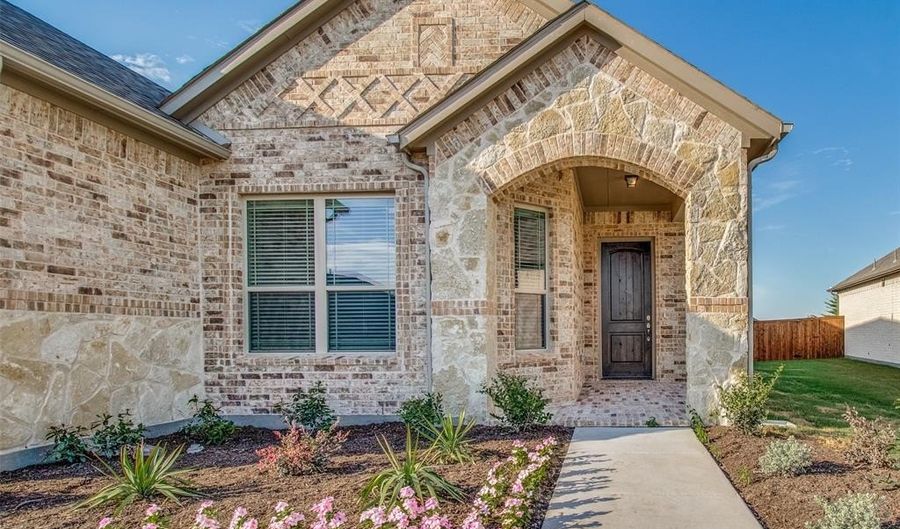 613 Cowboy Way, Anna, TX 75409 - 3 Beds, 3 Bath