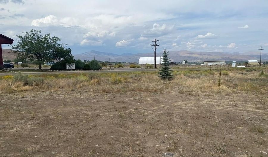 24707 Hwy 93, Challis, ID 83226 - 3 Beds, 2 Bath