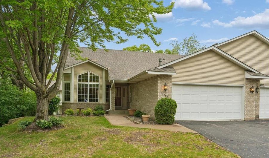 12783 Falcon Dr, Apple Valley, MN 55124 - 3 Beds, 3 Bath