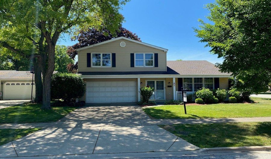 1502 S Harvard Ave, Arlington Heights, IL 60005 - 4 Beds, 3 Bath