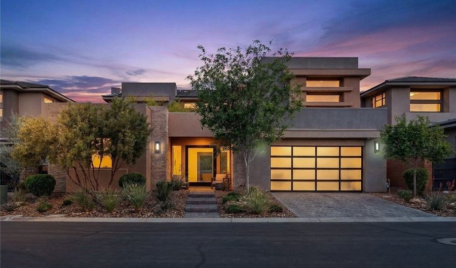 24 Garden Rain Dr, Las Vegas, NV 89135 - 4 Beds, 5 Bath