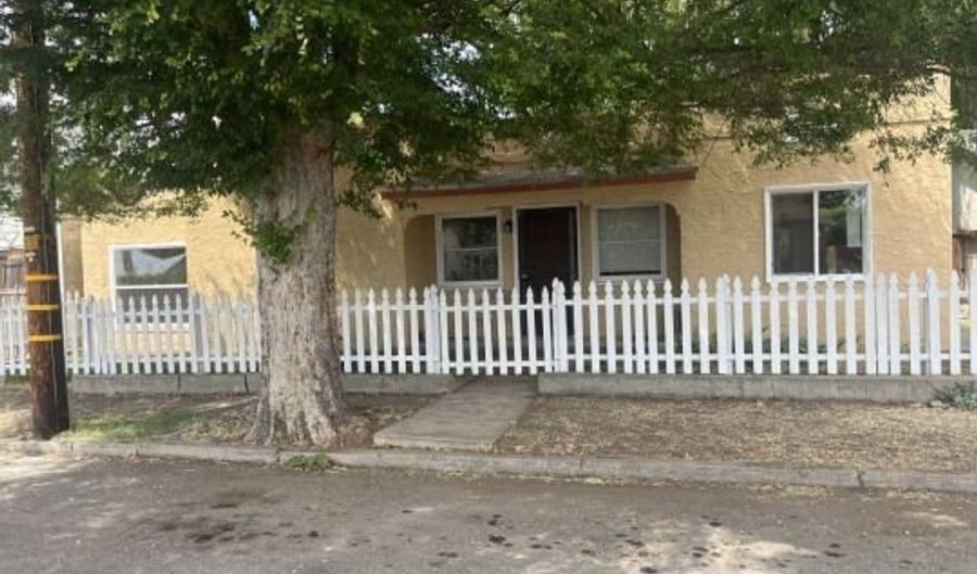 102 Henderson St, Alturas, CA 96101 - 2 Beds, 1 Bath
