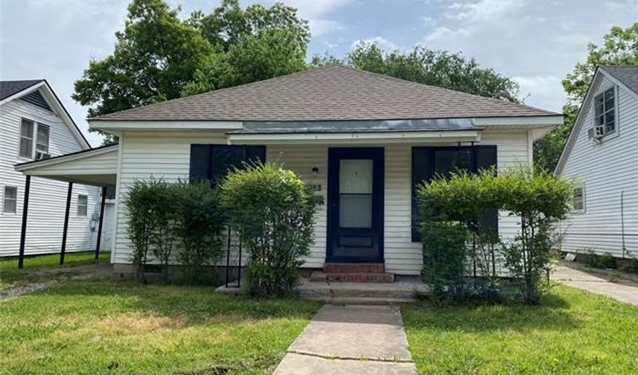 1026 S Stockton St, Ada, OK 74820 - 3 Beds, 1 Bath