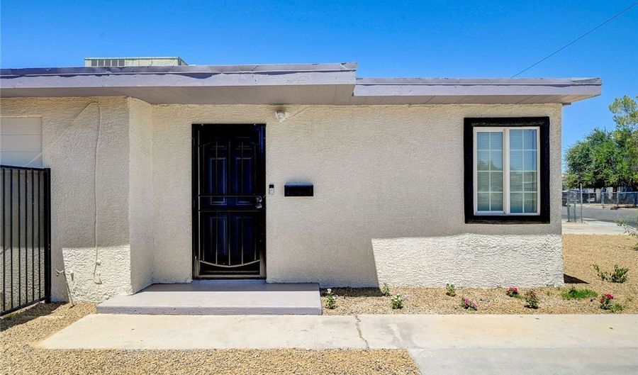 1716 Pacific St, Las Vegas, NV 89104 - 3 Beds, 2 Bath
