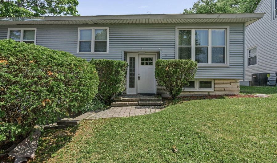 25 Edgecomb St, Albany, NY 12209 - 3 Beds, 2 Bath