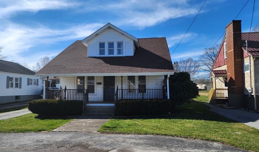 317 MYERS Ave, Beckley, WV 25801 - 4 Beds, 2 Bath