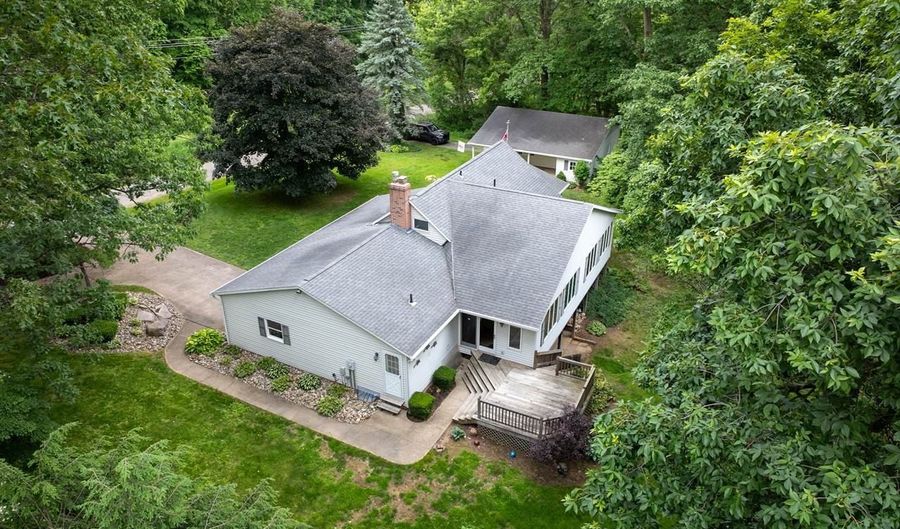 1027 Twp Rd 1806, Ashland, OH 44805 - 4 Beds, 3 Bath