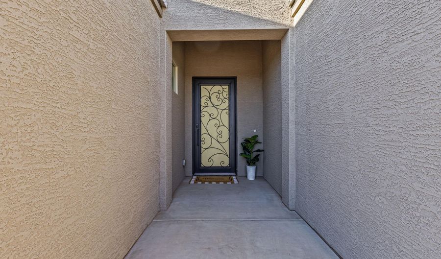 8582 W Troy Dr, Arizona City, AZ 85123 - 3 Beds, 2 Bath