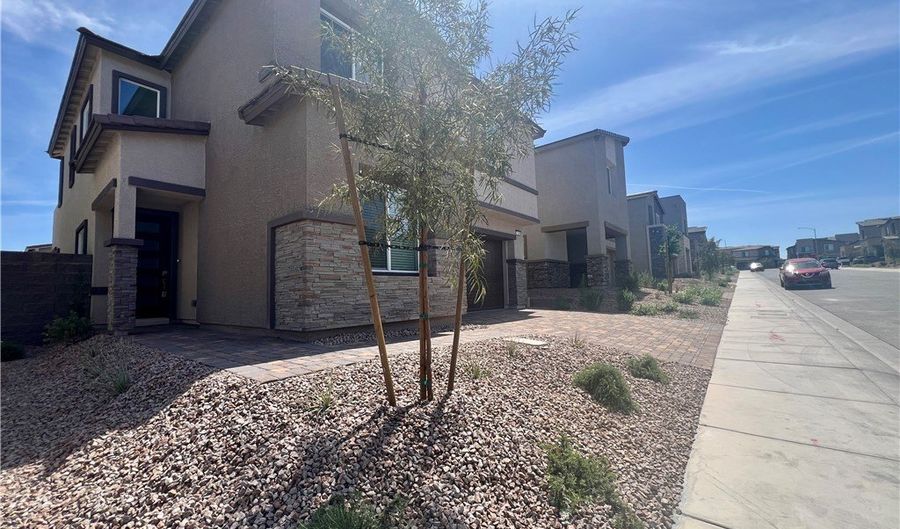 308 Mount Tyndall St, Henderson, NV 89015 - 4 Beds, 3 Bath