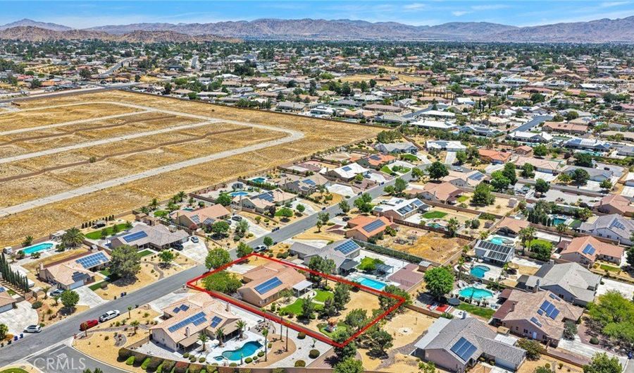 19581 Powhatan Rd, Apple Valley, CA 92308 - 4 Beds, 2 Bath