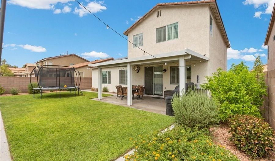 2511 Stanwood Ave, Henderson, NV 89074 - 4 Beds, 3 Bath