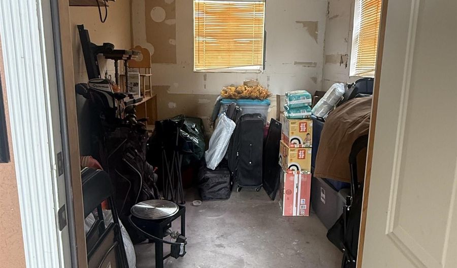 1502 S 21st St, Artesia, NM 88210 - 3 Beds, 2 Bath