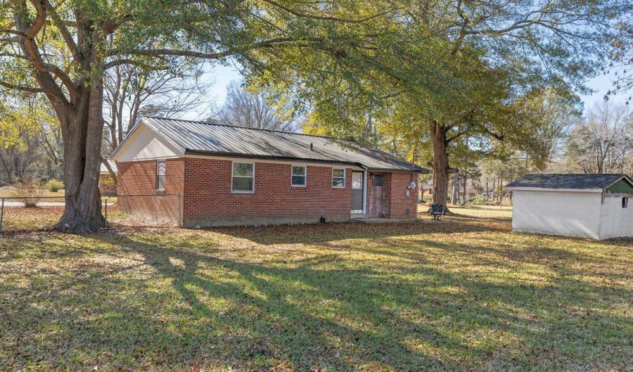 512 Karen Ln, Baldwyn, MS 38824 - 3 Beds, 1 Bath