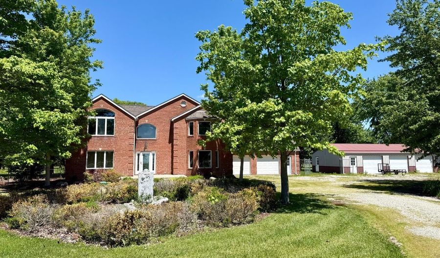 5783 E IN 46, Batesville, IN 47006 - 4 Beds, 3 Bath