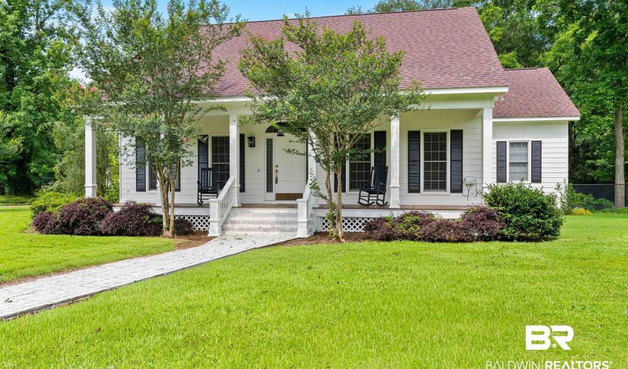 43701 Pine Grove Rd, Bay Minette, AL 36507 - 3 Beds, 3 Bath