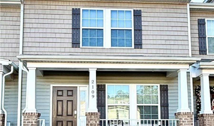 2109 Chaucer Ct, Aylett, VA 23009 - 2 Beds, 3 Bath