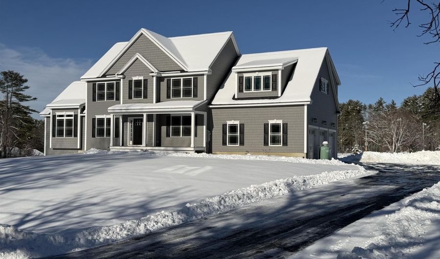 91 Raymond Rd, Auburn, NH 03032 - 4 Beds, 4 Bath