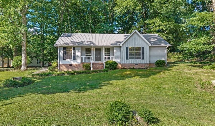 2613 Kenwood Dr, Athens, TN 37303 - 3 Beds, 2 Bath