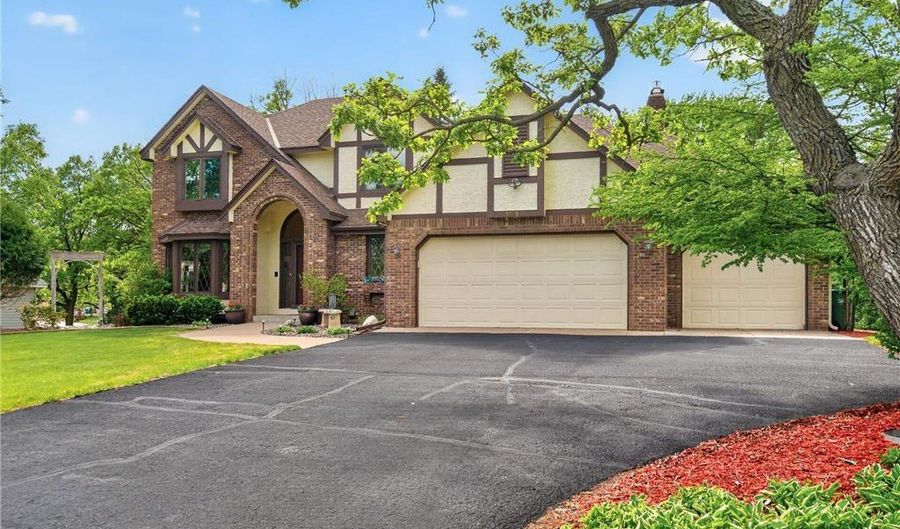 15080 Bluebird St NW, Andover, MN 55304 - 5 Beds, 4 Bath