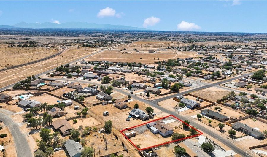 21229 Balsa St, Apple Valley, CA 92308 - 3 Beds, 2 Bath