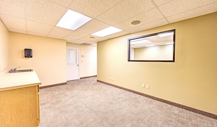 518 Idaho St, Elko, NV 89801 - 0 Beds, 1 Bath